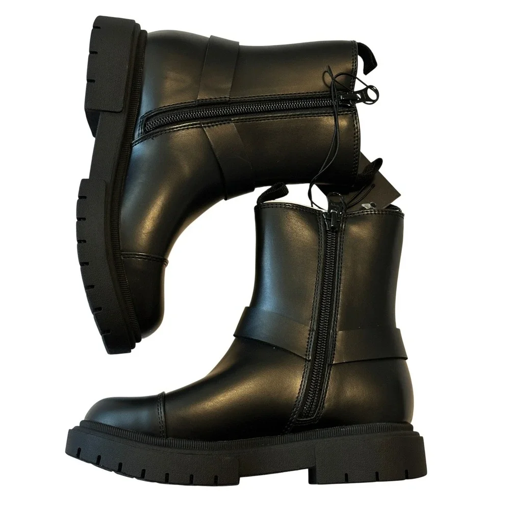 Art Class Crosby Kids Black Harness Moto Boots Side Zip Lug Sole Size 13 NWT